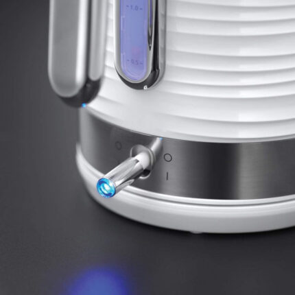 Bouilloire RUSSELL HOBBS