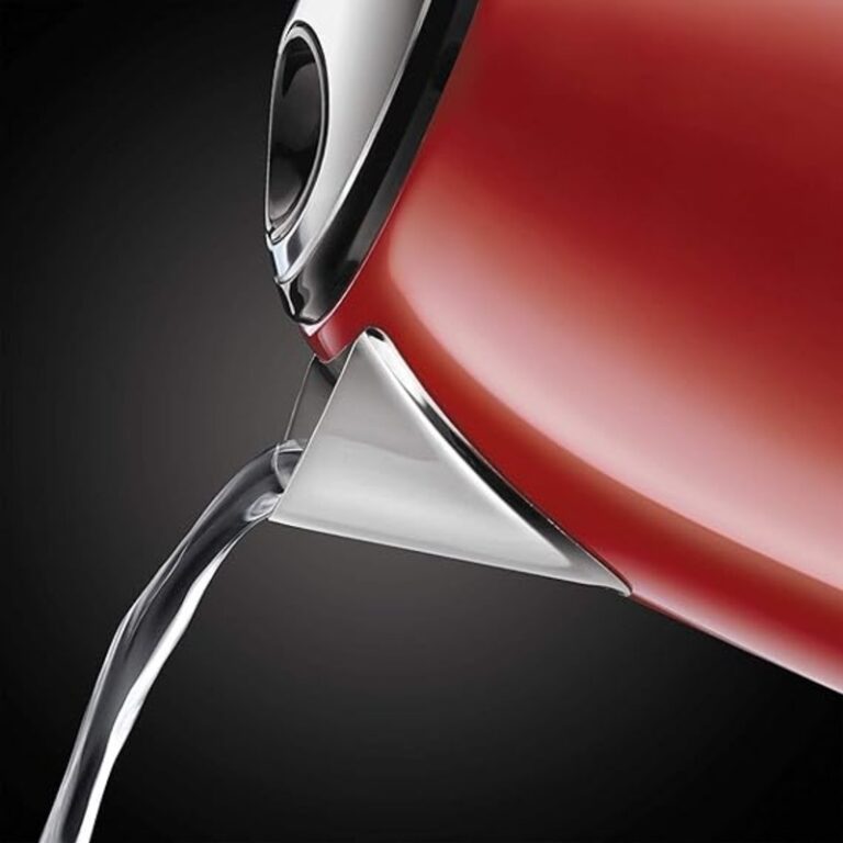 Bouilloire Russell Hobbs